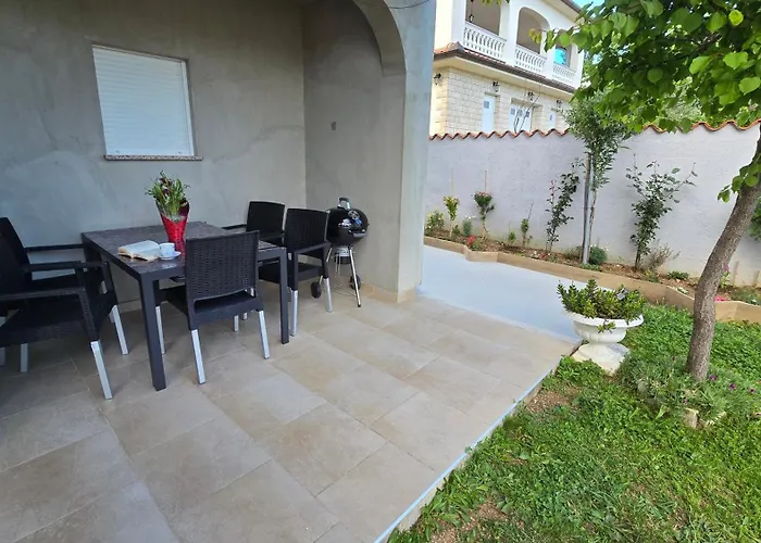 Apartment Plavsic *