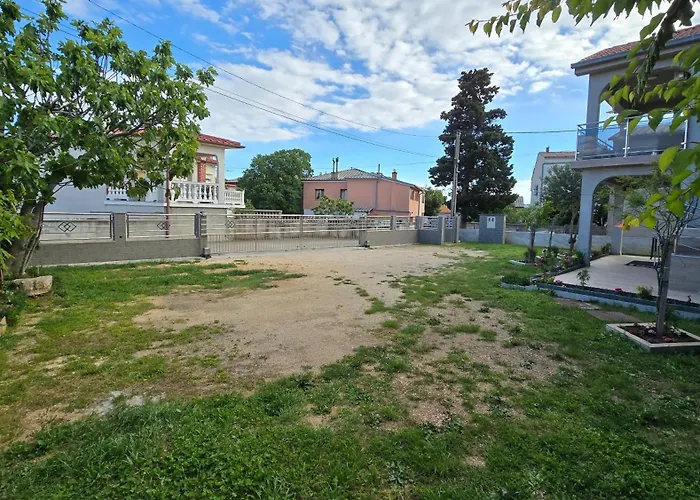 Plavsic Apartment *